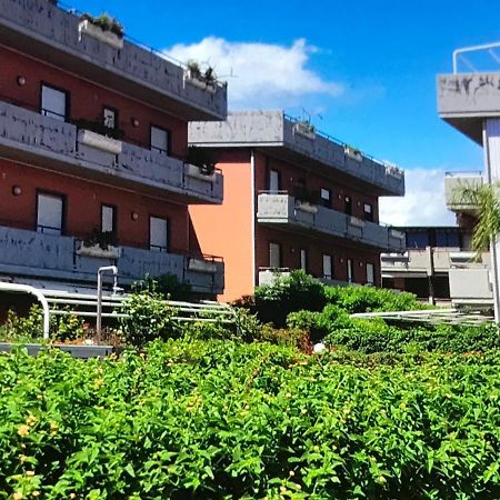 Taormina Mare Piscina Fondachello Apartment Фондакело Екстериор снимка